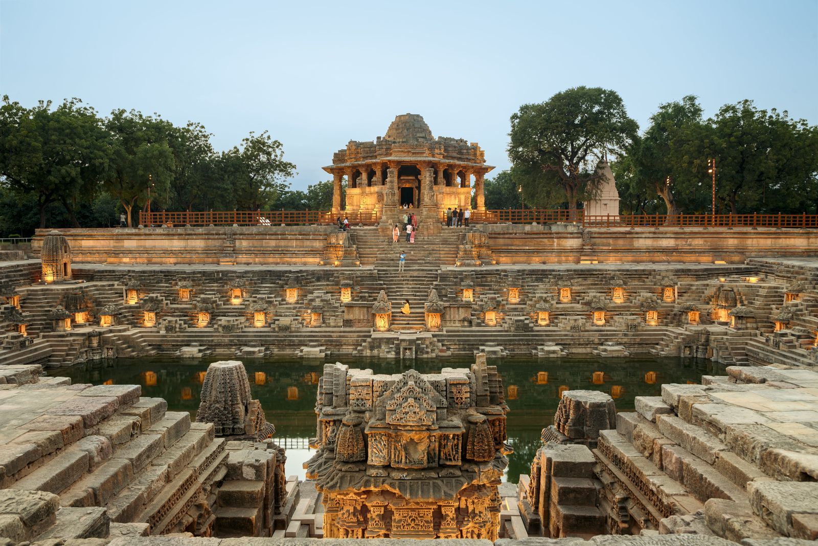 Main Image